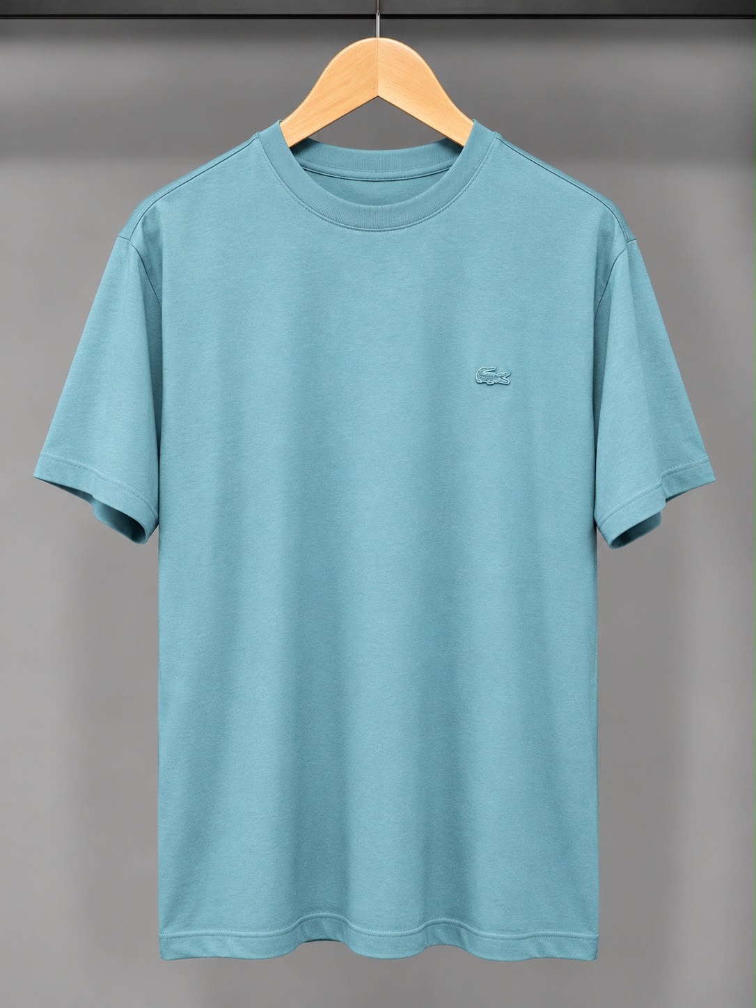 Camiseta Lacoste Monocromática - Azul Bebê — foto principal